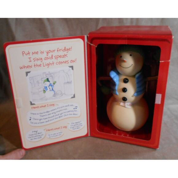 Hallmark Fun in the Fridge Snowman Talks & Sings Works 8" w/Box Christmas 2009 - Picture 9 of 12